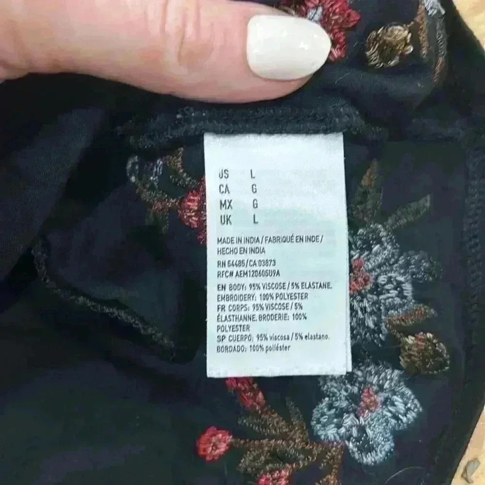 American Eagle Embroidered Romper - image 7